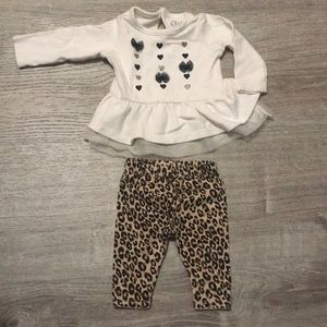 Newborn 2-piece outfit